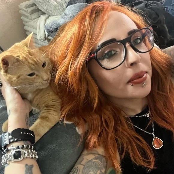 Meet the Posher Other - 𝕸𝖊𝖊𝖙 𝖞𝖔𝖚𝖗 𝕻𝖔𝖘𝖍𝖊𝖗, 𝕰𝖒𝖒𝖆 !